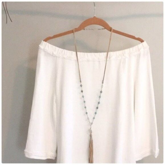 OFF Shoulder Ivory Tunic with Lace Detail - Picture 4 of 6